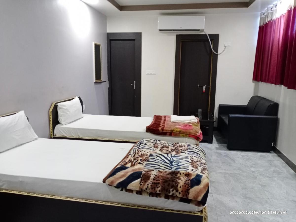 Hotel Sunaina International Gaya Exterior photo