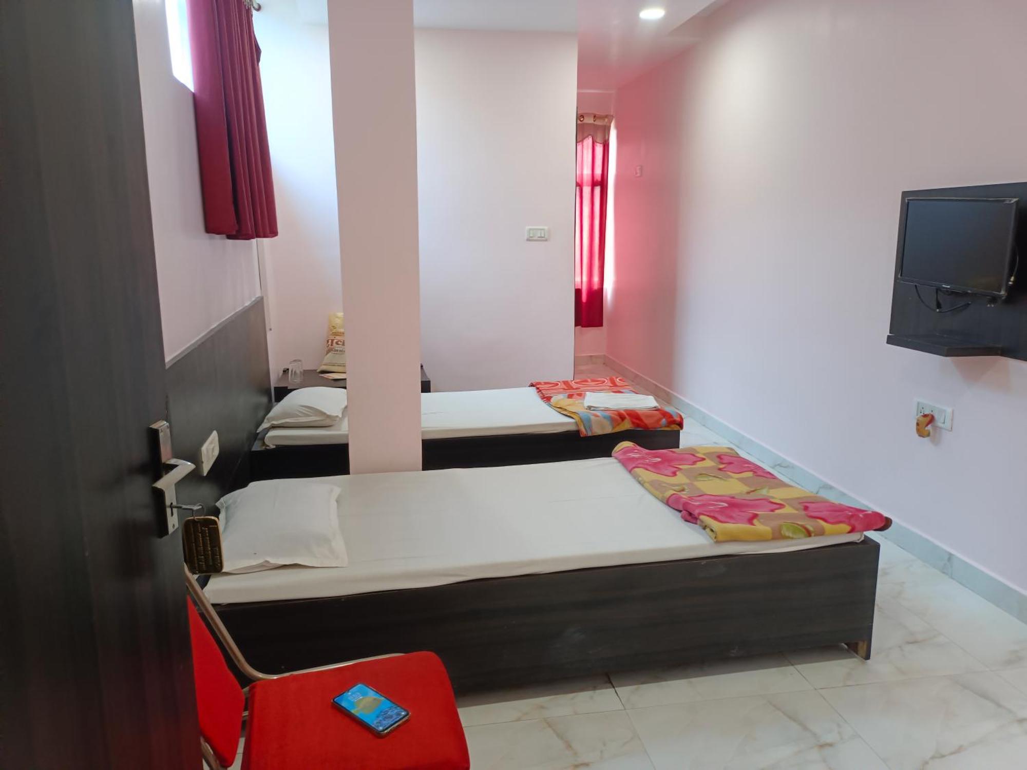 Hotel Sunaina International Gaya Room photo