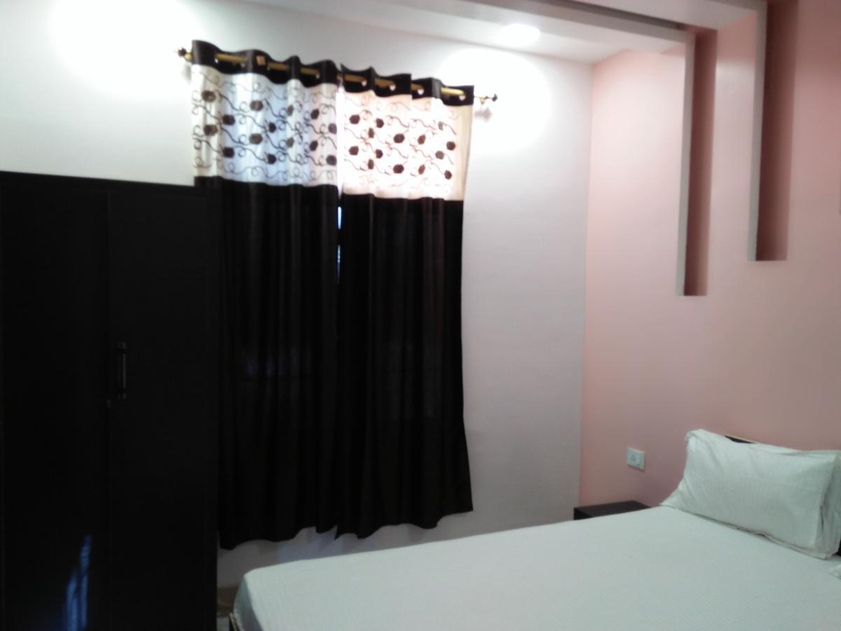 Hotel Sunaina International Gaya Exterior photo