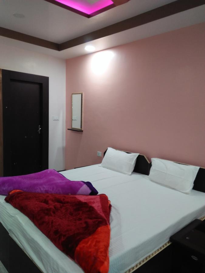 Hotel Sunaina International Gaya Exterior photo